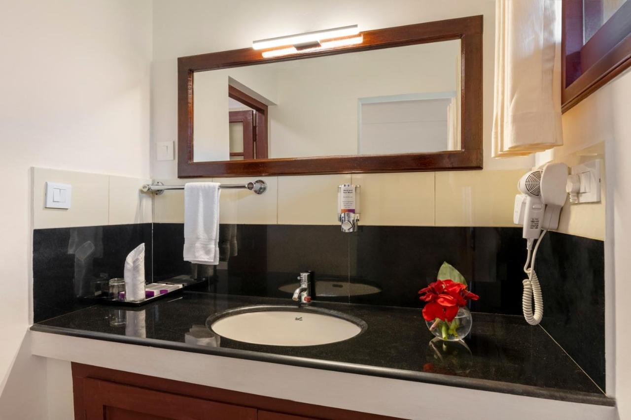 Hotel Sterling Vythiri Wayanad Extérieur photo